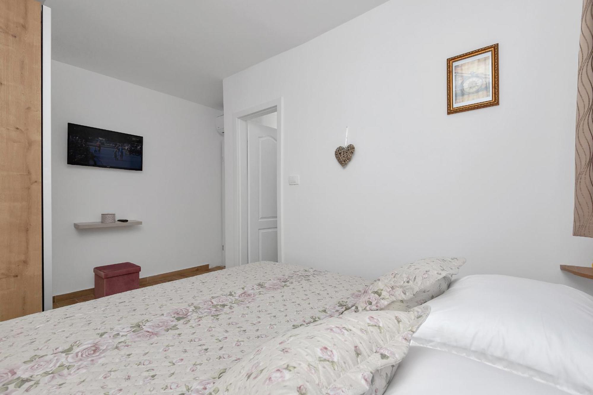 Holiday Home Danica Ozici ภายนอก รูปภาพ